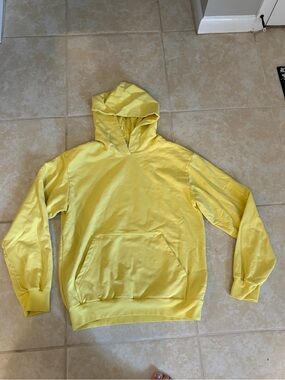Talentless heavyweight butter yellow Hoodie Pullover Sweatshirt size L unisex
